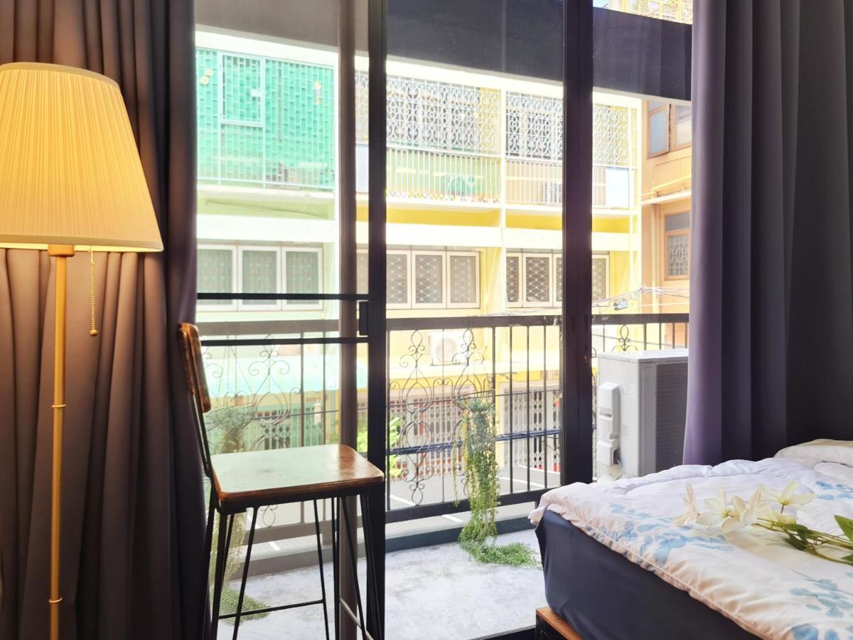 Meemaw'S House Hostel Bangkok Ngoại thất bức ảnh